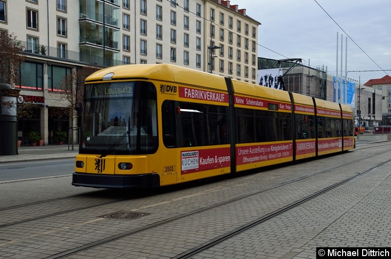 Bild: 2503 als Linie 1 kurz vor der Haltestelle Postplatz.