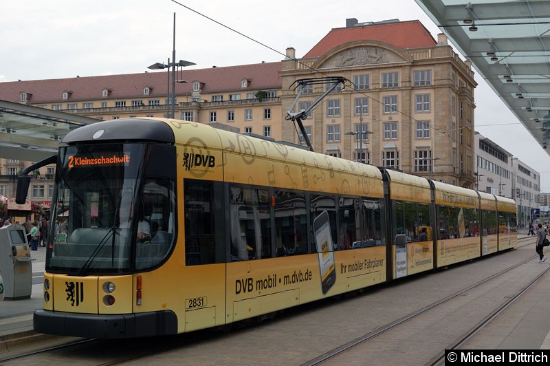Bild: 2831 als Linie 2 in der Haltestelle Altmarkt.
