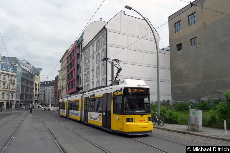 Bild: 1506 als Linie M6 in der Großen Präsidentenstr.