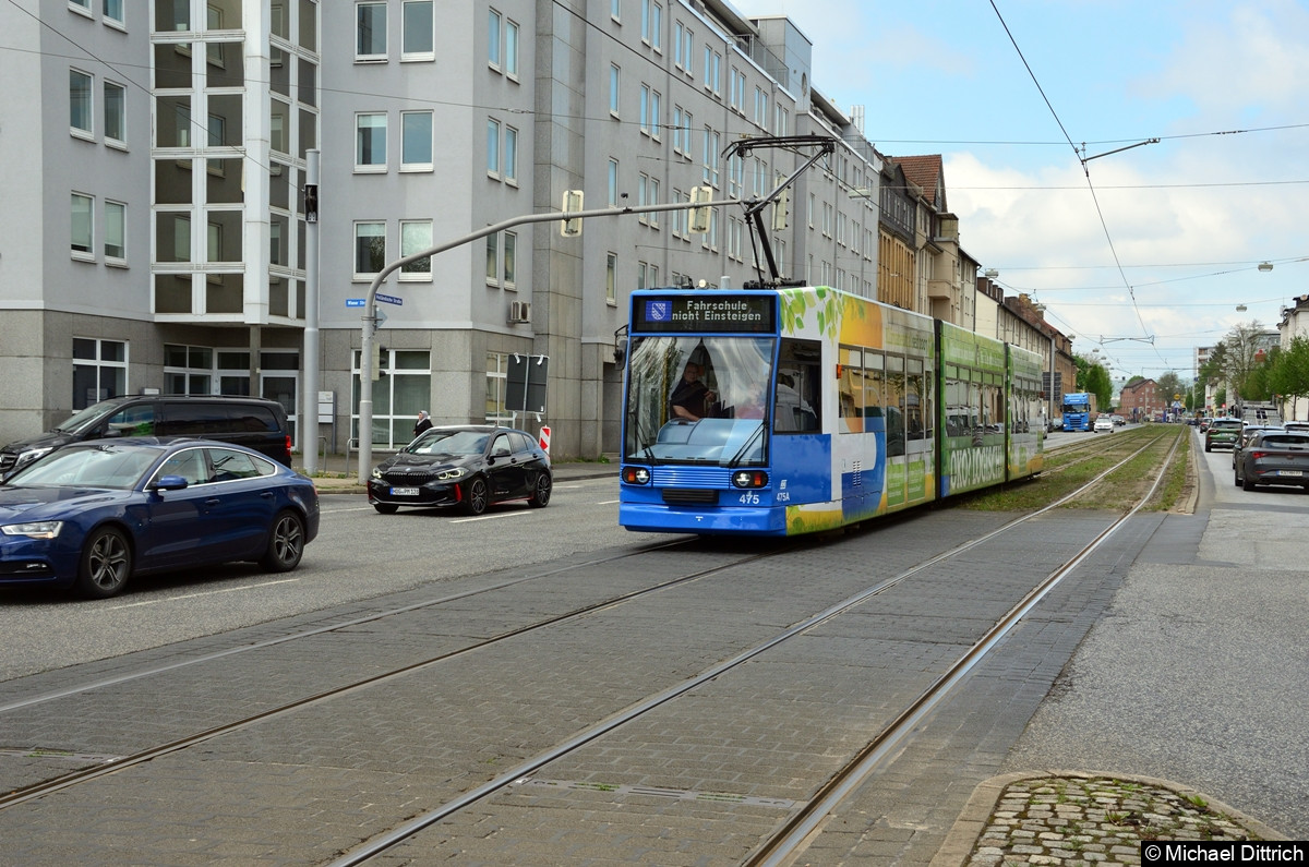 Wagen 475 als Fahrschule kurz vor der Haltestelle Wiener Str.