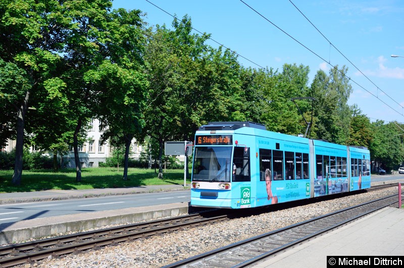 Bild: MGT6D/E 615 als Linie 6 in Höhe der Haltestelle Universität.