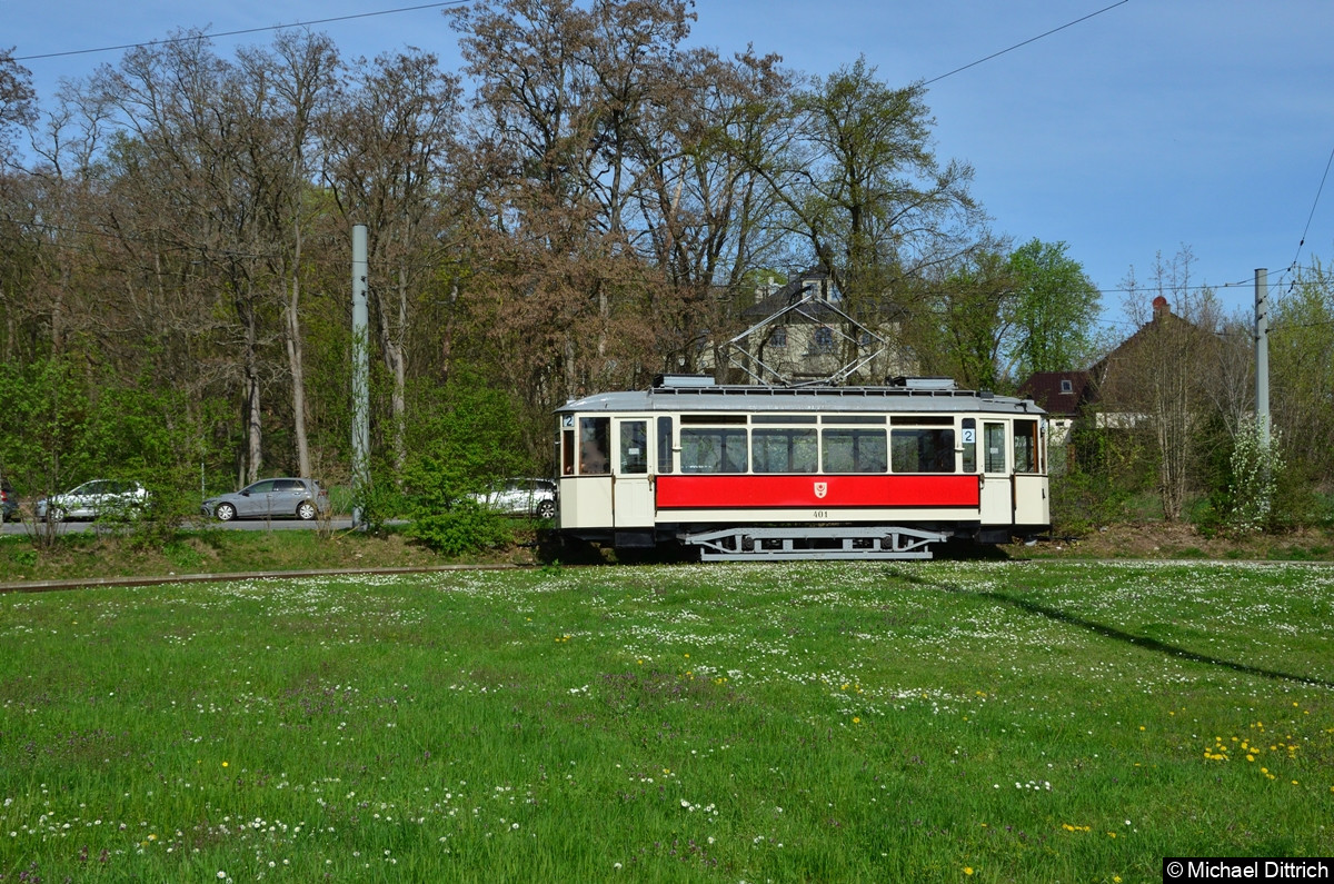 Bild: 401 wendet in der Wendeschleife in Heide.