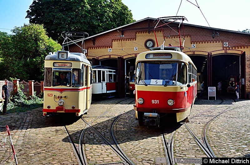 Bild: 523 + 931 auf dem historischen Betriebshof.