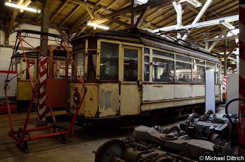Bild: Triebwagen 403 wartet auf seine Aufarbeitung.