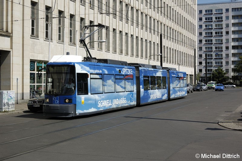 Bild: 1079 als Linie M6 in der Bernhard-Weiß-Str. (vormals ohne Namen).