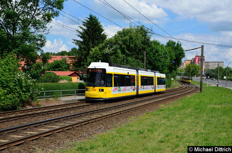 Bild: 1535 als Linie 16 kurz vor der Haltestelle Landsberger Allee/Rhinstr.