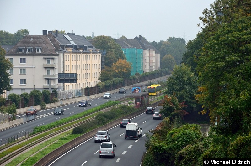 Bild: Der Bus 4672 als Linie 146 in der Haltestelle Oberschlesienstraße.