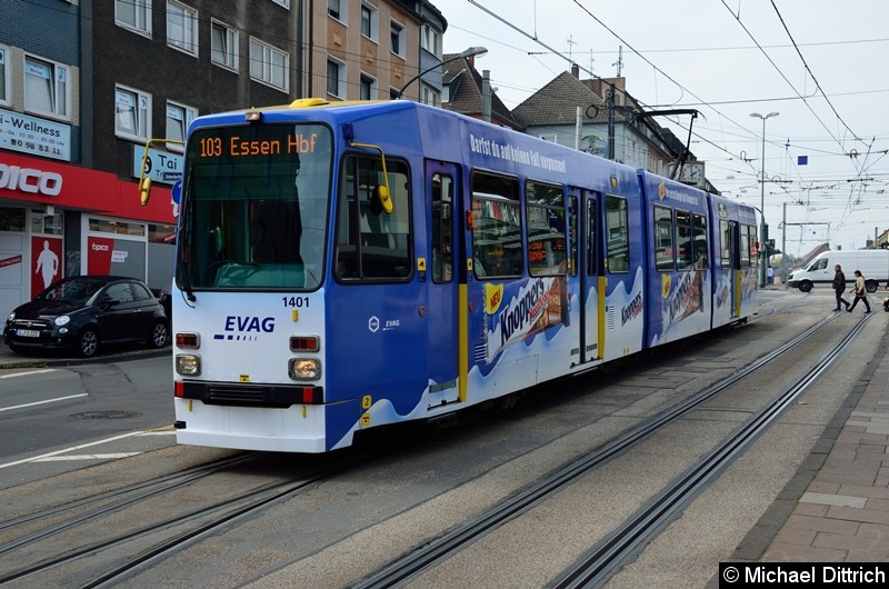 Bild: 1401 als Linie 103 auf dem Weg nach Essen Hbf. in der Altendorfer Str., Höhe der Haltestelle Helenenstr.